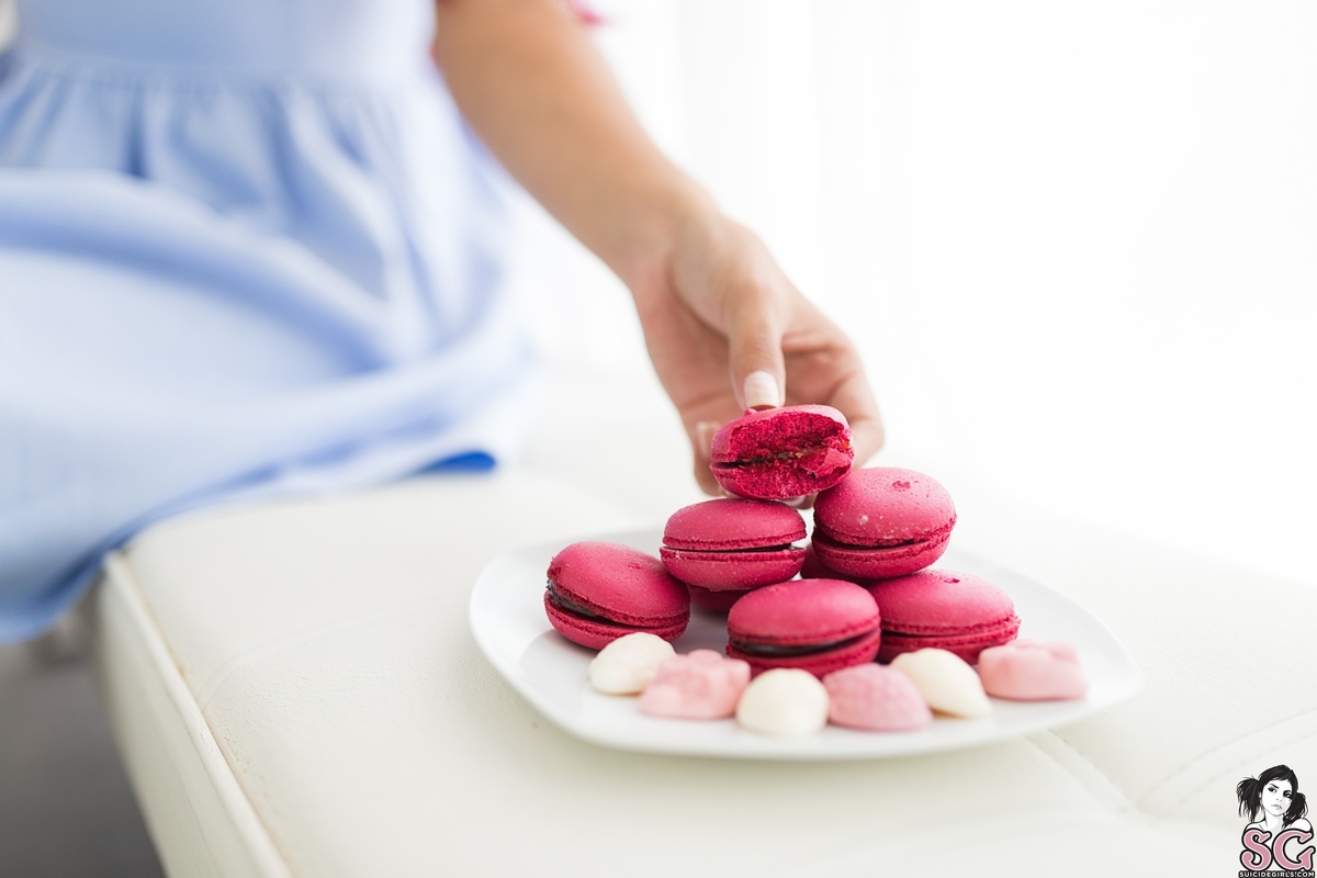 dyogenes-onemorebite-05.jpg