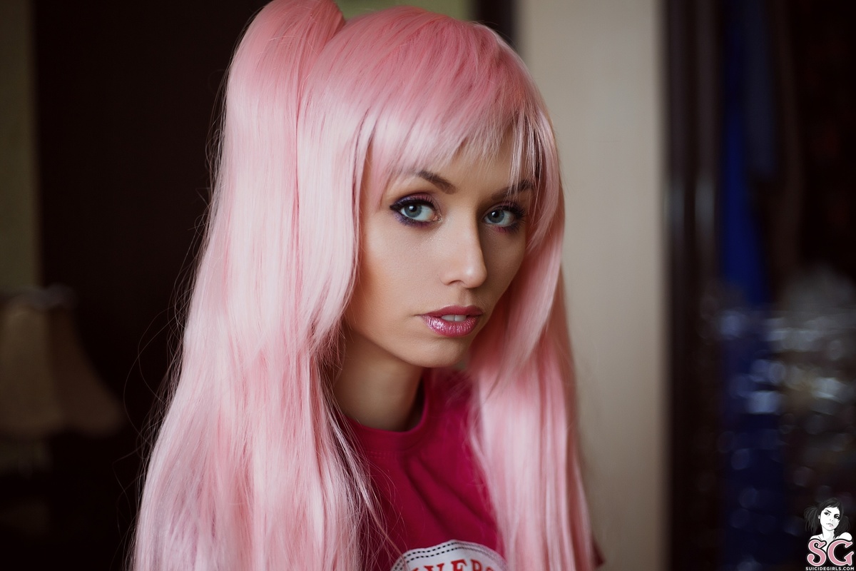 jenpony-pinkpony-03.jpg