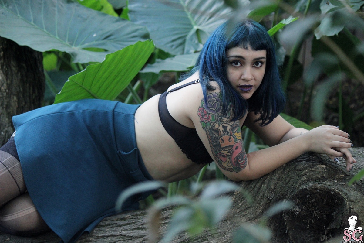 karenyna-lostinaforest-07.jpg