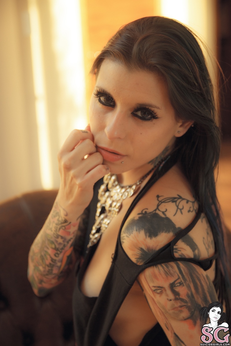 fatimarainbows-sweetanarchy-09.jpg