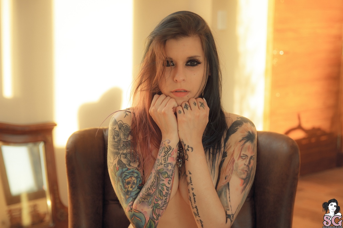 fatimarainbows-sweetanarchy-17.jpg