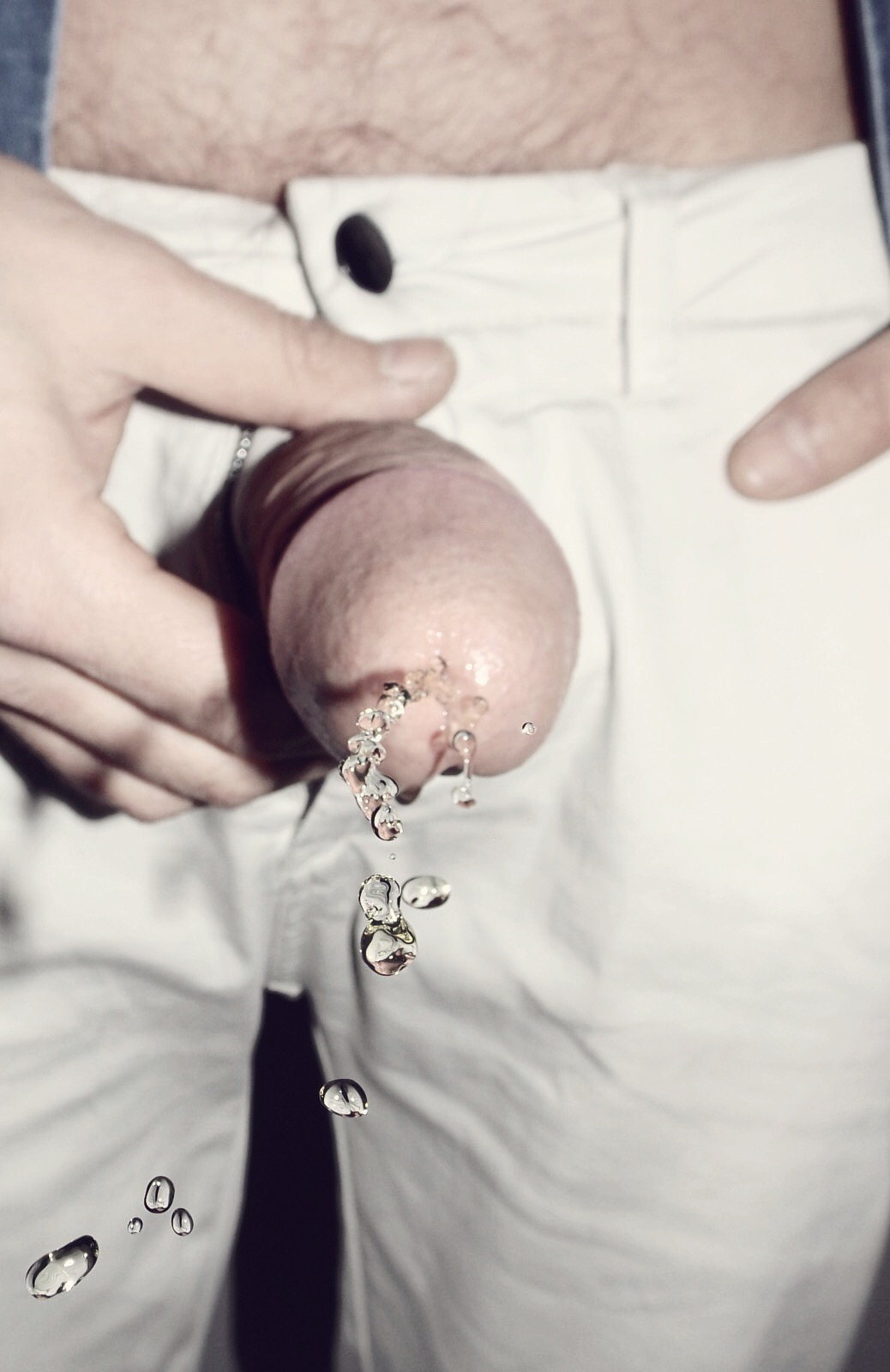 Junger Geiler Penis pieschert