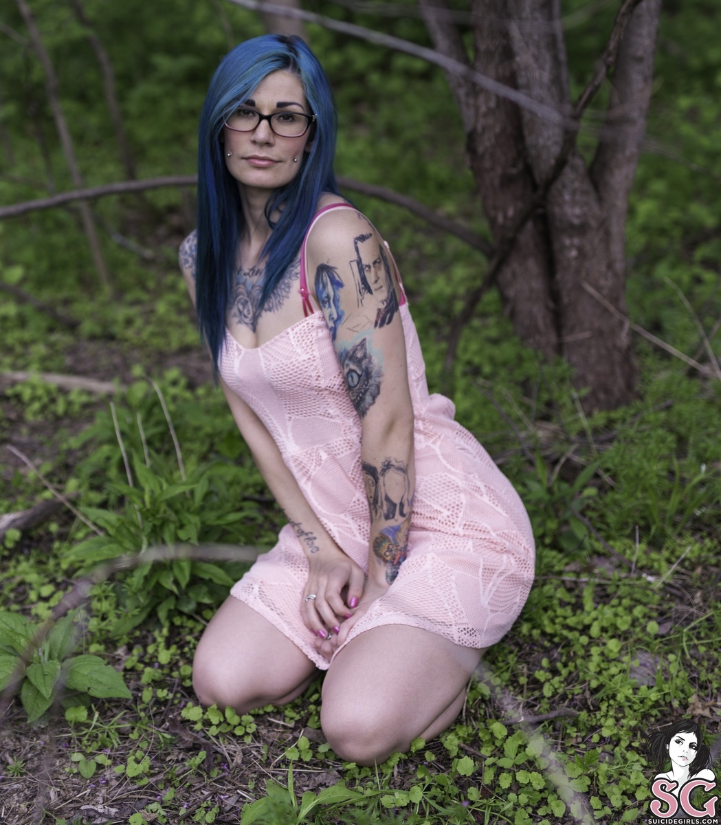 october-prettyinpink-07.jpg
