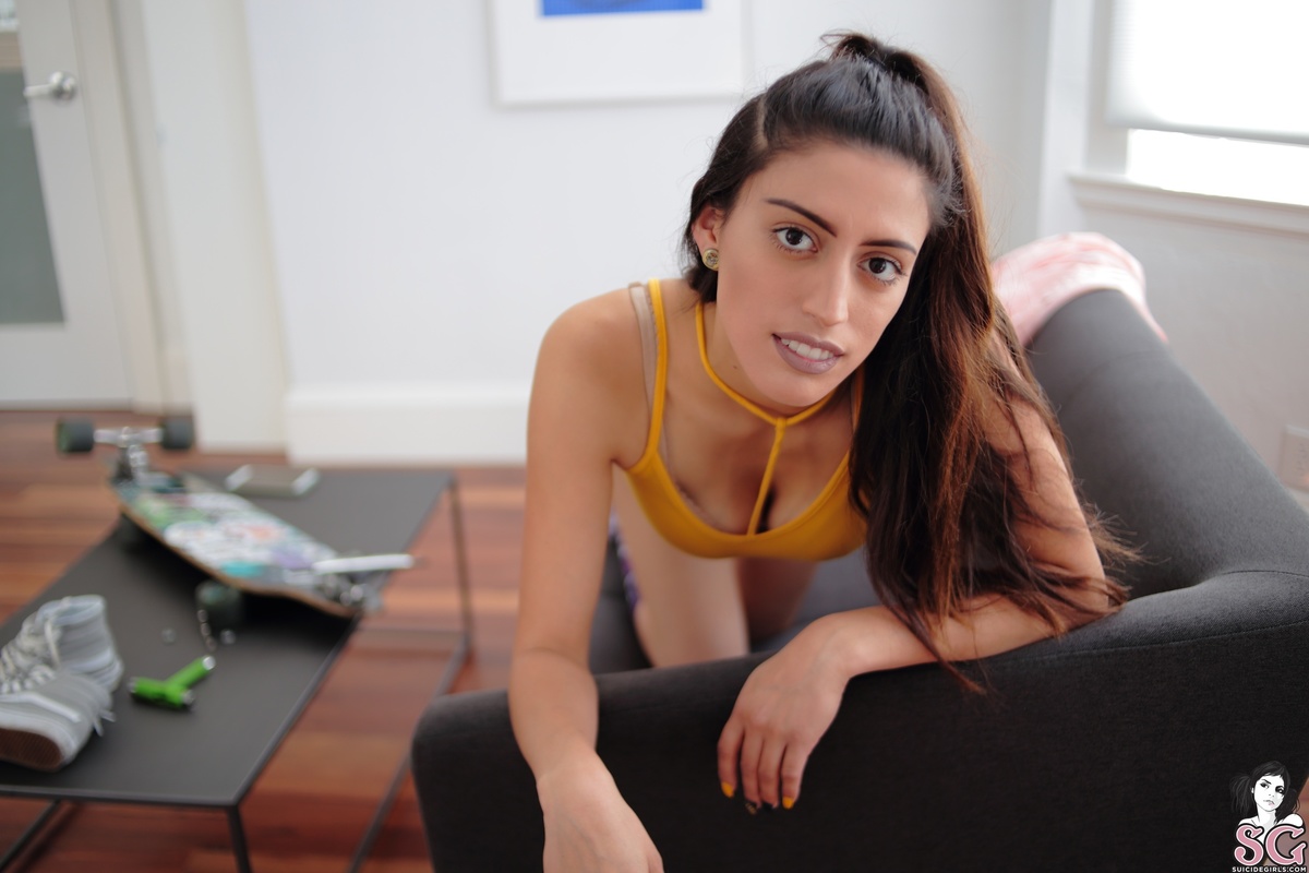 nikkiee-lily-21.jpg
