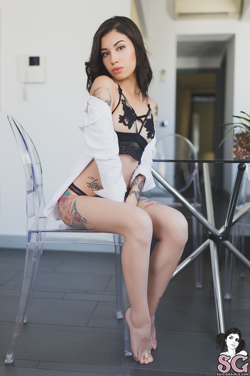 jessi77-translucent-01.jpg