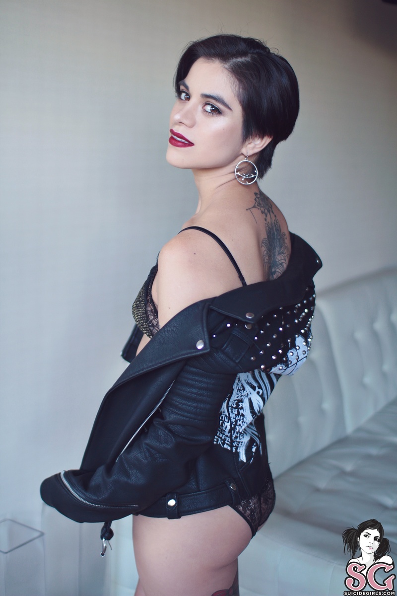 pandora-littleafternoon-01.jpg