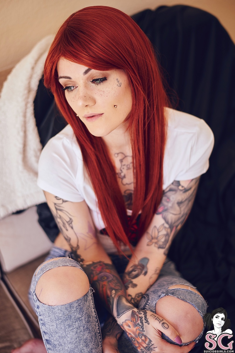 evevalentine-whereispeterparker-09.jpg