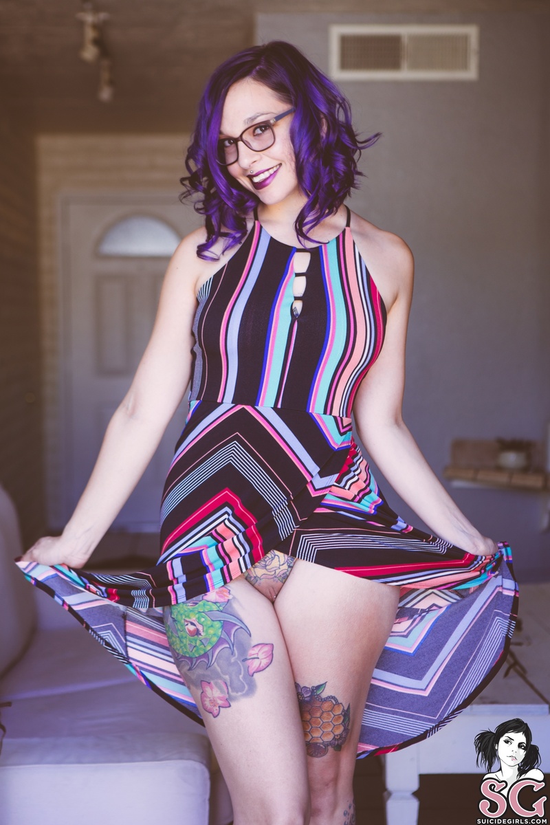 sissylaala-striped-11.jpg