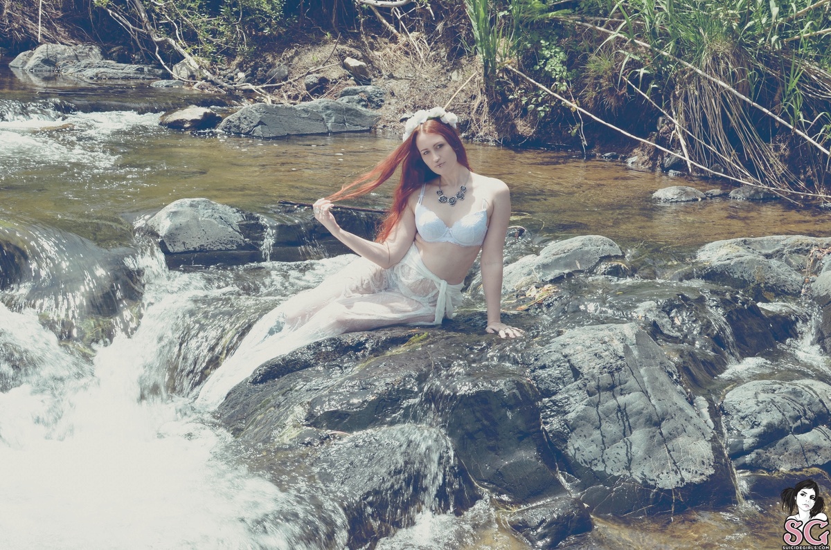 darkyrie-riverspirit-13.jpg
