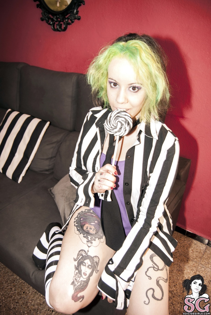aquelarre-bettercallbeetlejuice-01.jpg