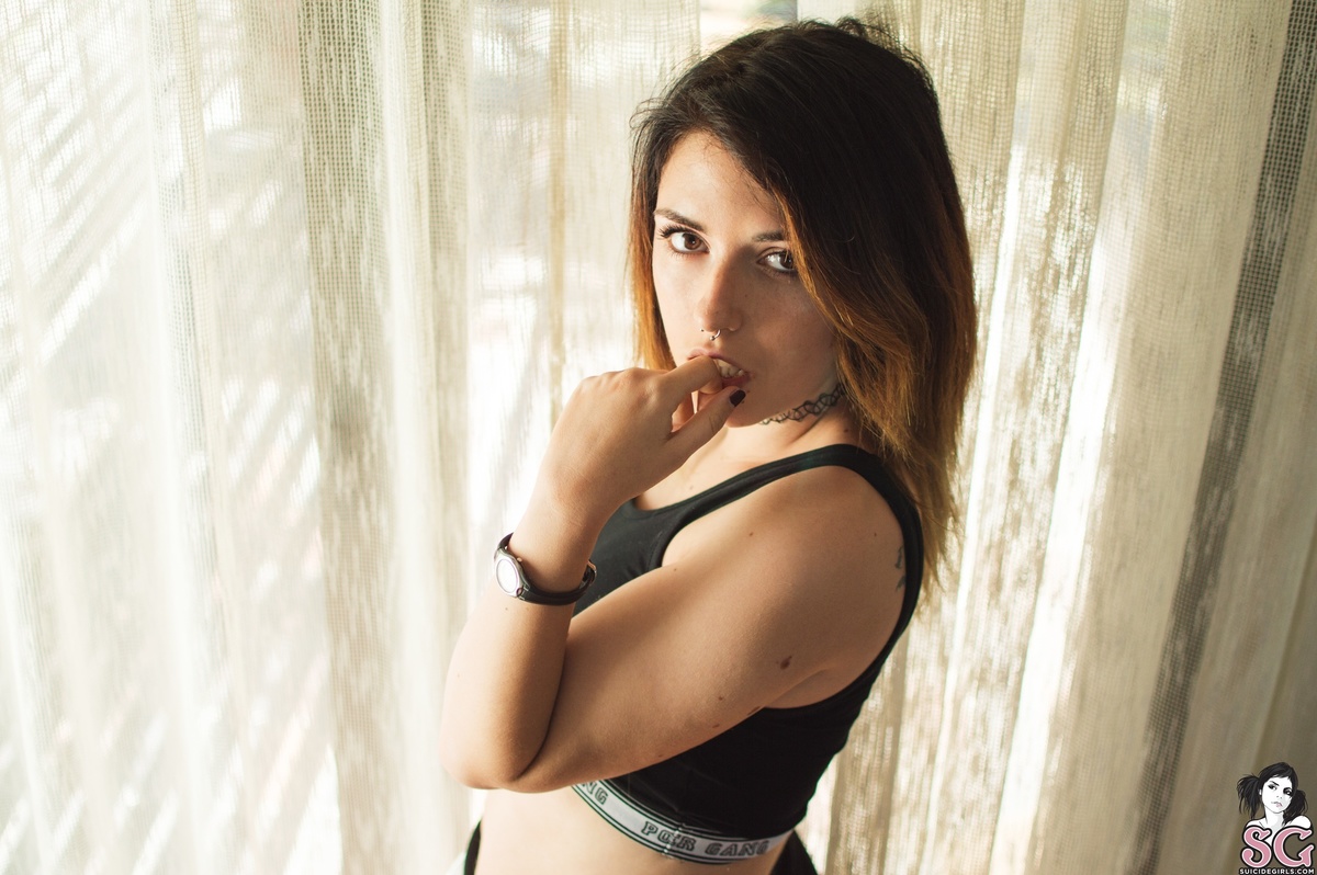 lilysteel-flipside-01.jpg