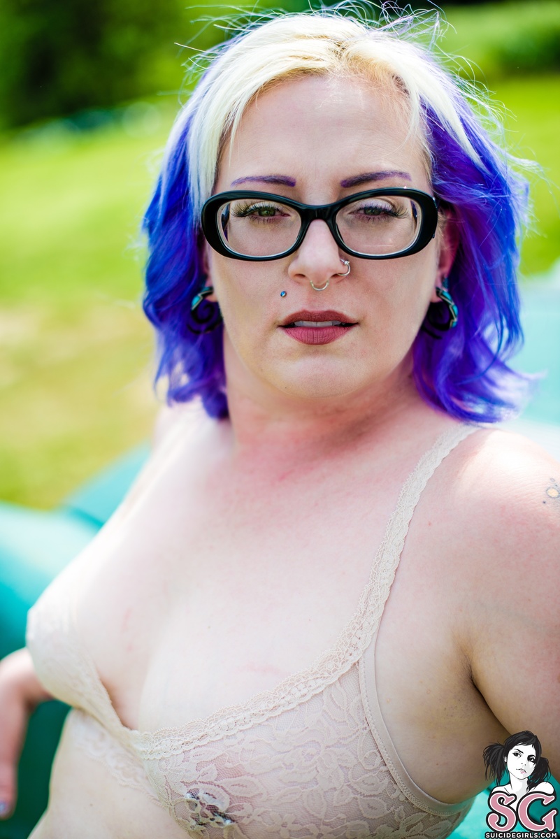 rebelleoutlaw-roadlesstraveled-25.jpg