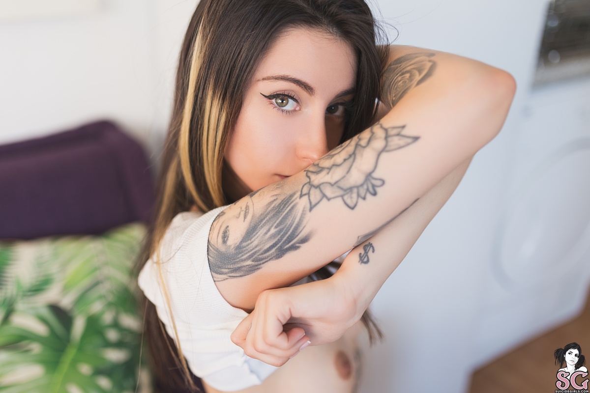 heliane-lightbrightasthesun-15.jpg