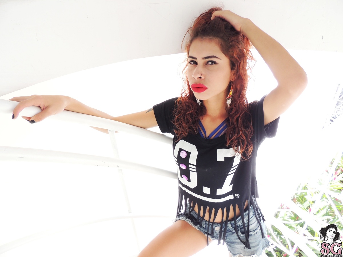 vanessacaffe-ssegretgames-01.jpg