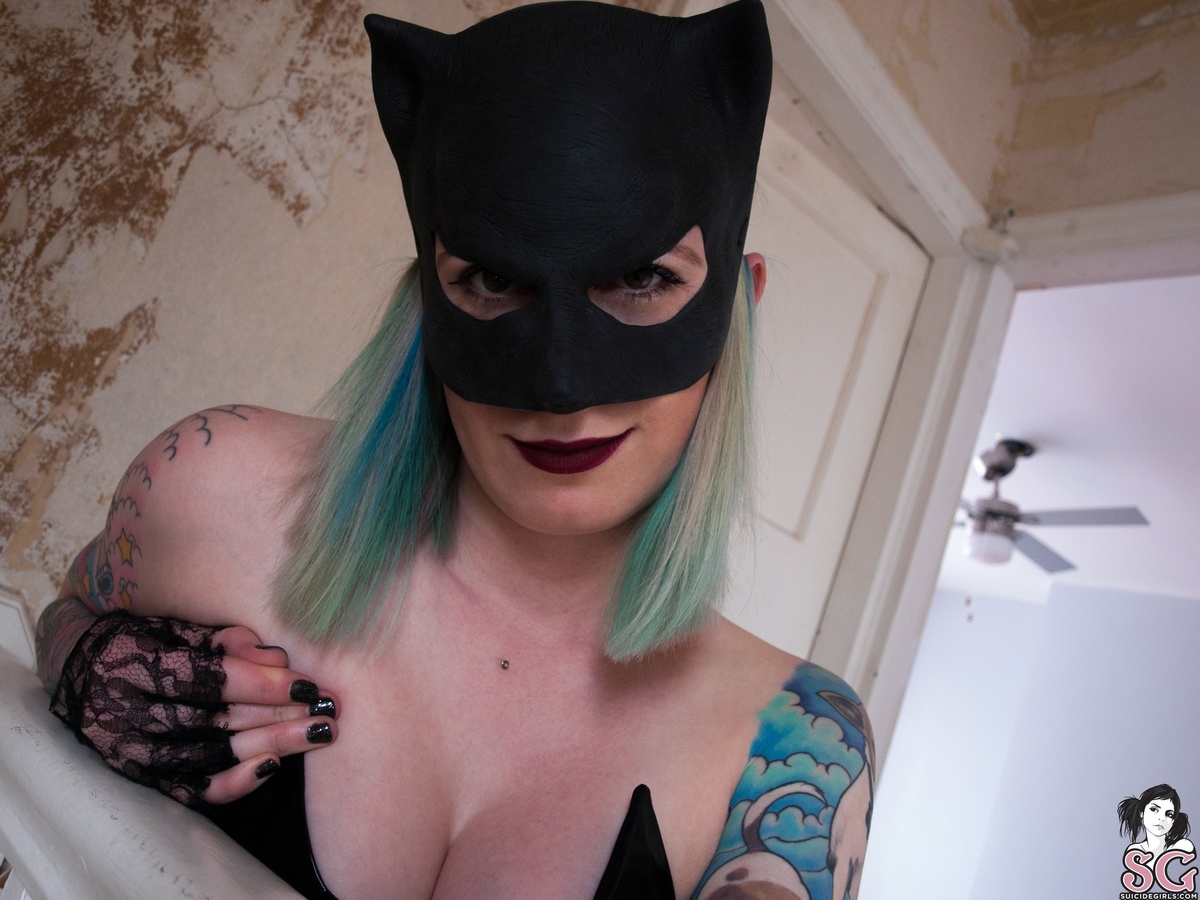 nanci-hissesandkisses-05.jpg