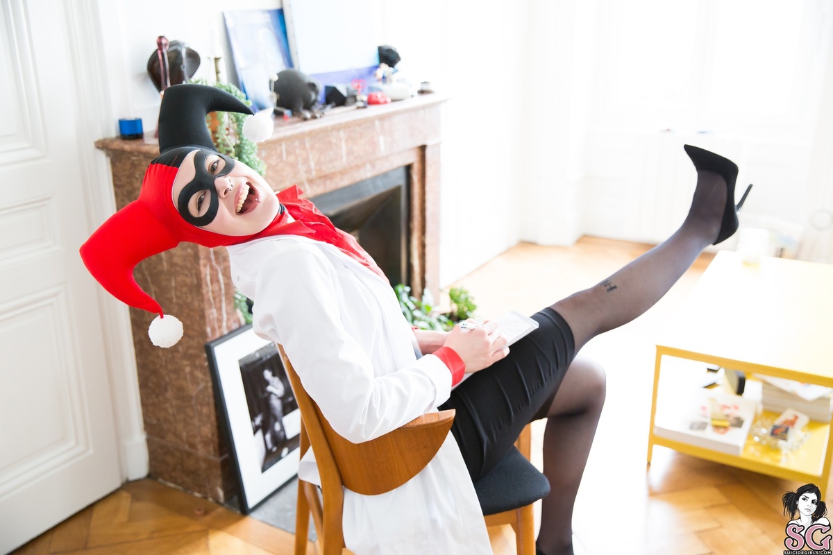 moonkatt-harlequinade-05.jpg