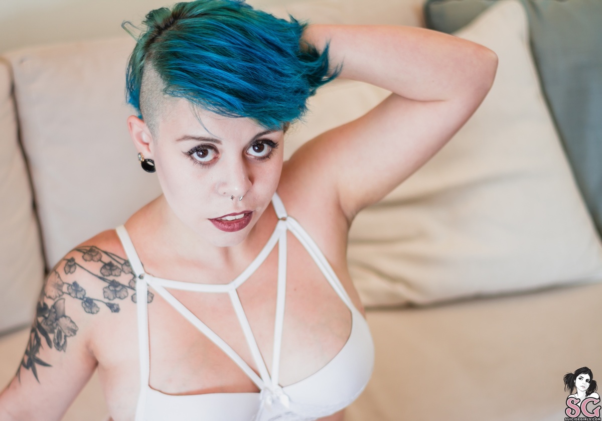 rockettlynn-bluebreeze-13.jpg