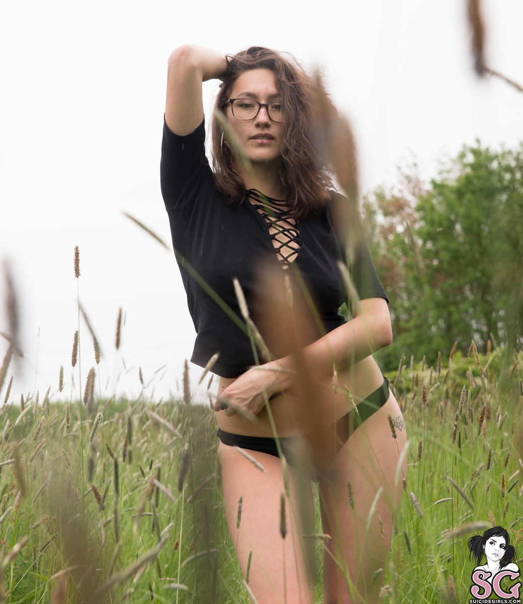 larabeard-highvoltage-23.jpg