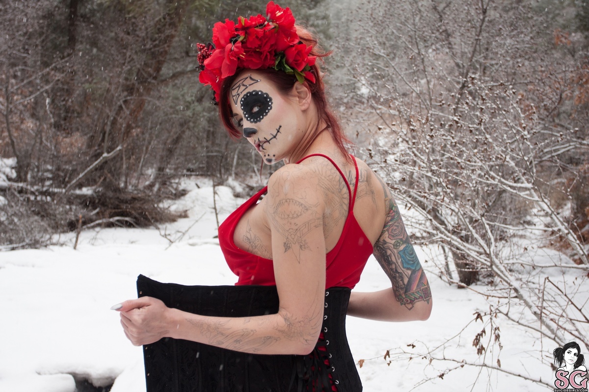 jacquidaniels-winterdayofthedead-07.jpg