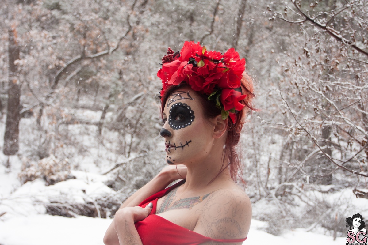 jacquidaniels-winterdayofthedead-13.jpg