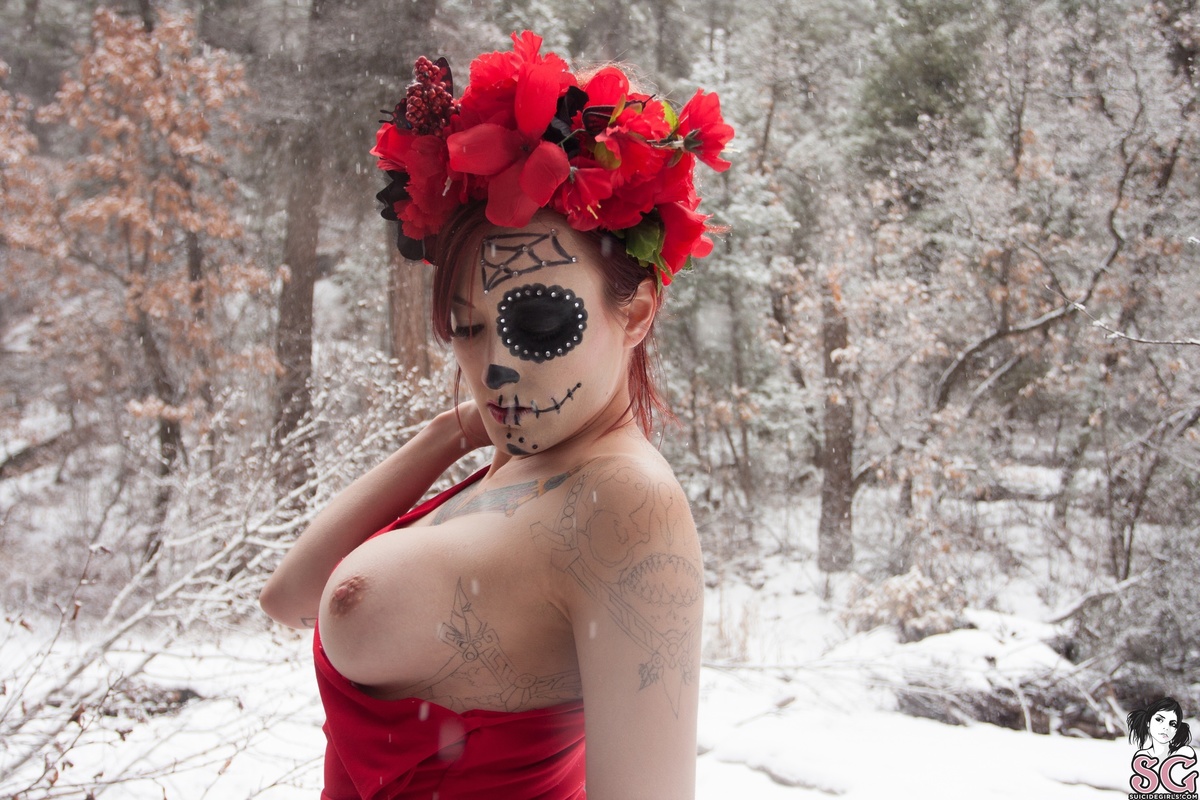 jacquidaniels-winterdayofthedead-15.jpg