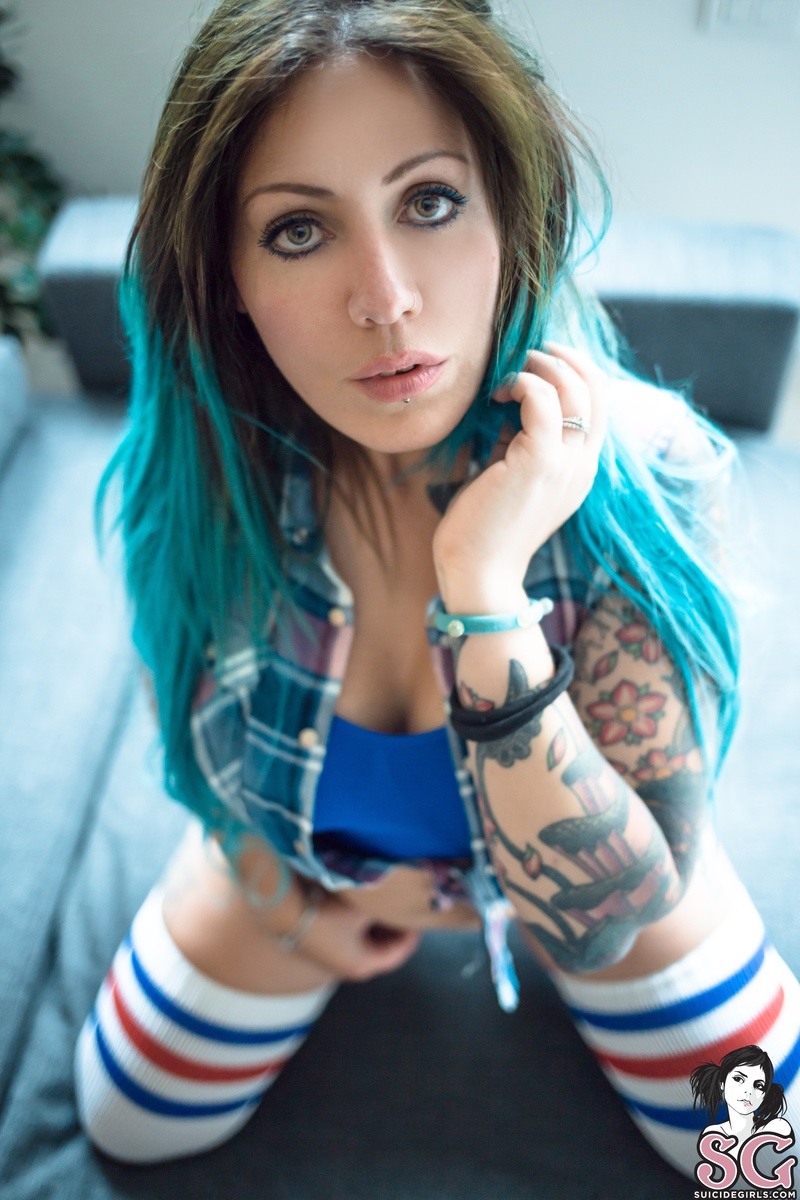 destiny-whenitrainsinmilan-01.jpg