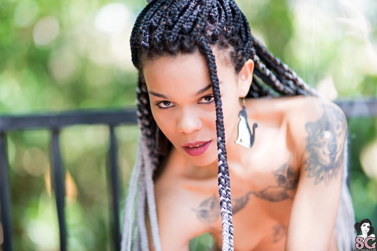 sasacarvalho-youwantapieceofme-17.jpg