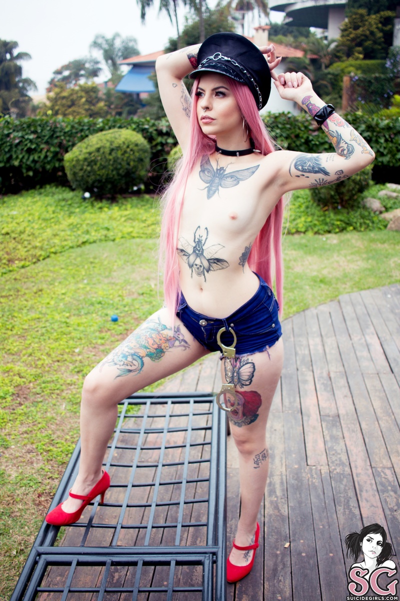 saga-themadgearqueen-21.jpg