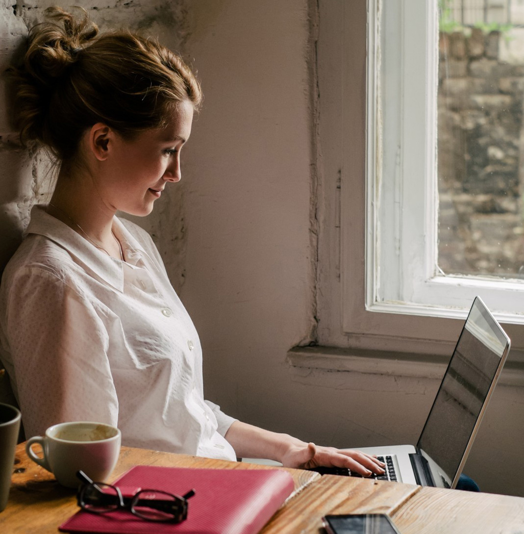 ladydesk3-crop.jpg