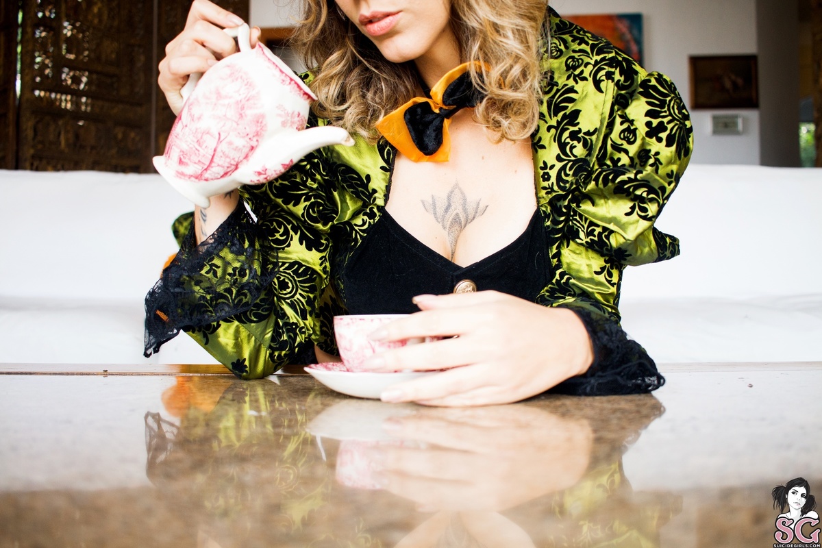 crazyestcatlady-itsalwaysteatime-09.jpg