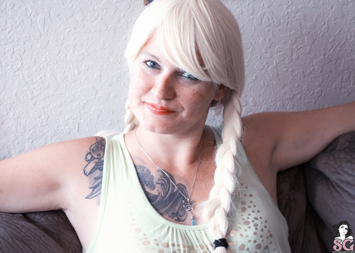 tatcat-blonderambitions-03.jpg