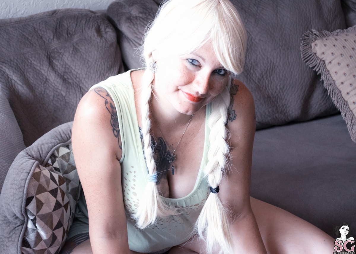 tatcat-blonderambitions-09.jpg