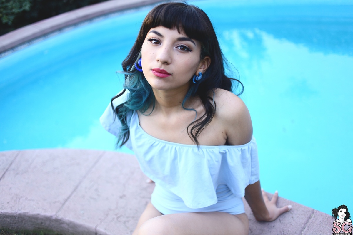 acuarius-summertimesadness-05.jpg