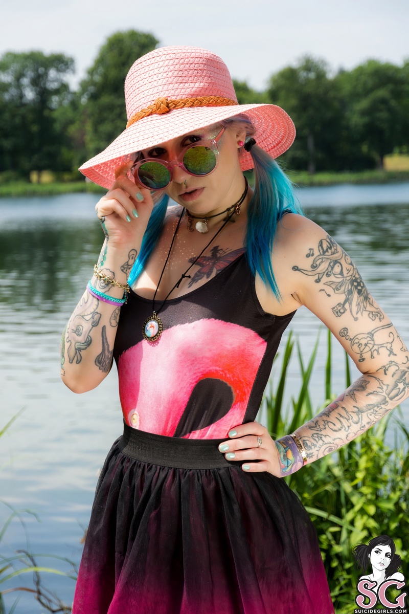 mermio-pinkflamingo-03.jpg