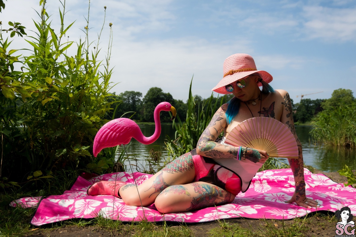 mermio-pinkflamingo-25.jpg