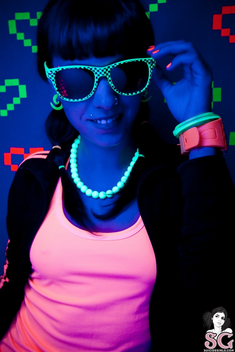 pia-fluorlove-01.jpg