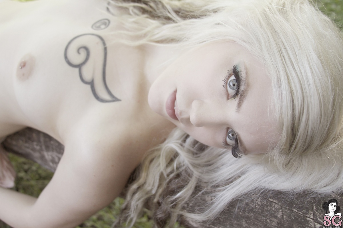 lawita-lightinyoureyes-13.jpg