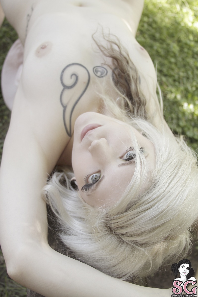 lawita-lightinyoureyes-17.jpg