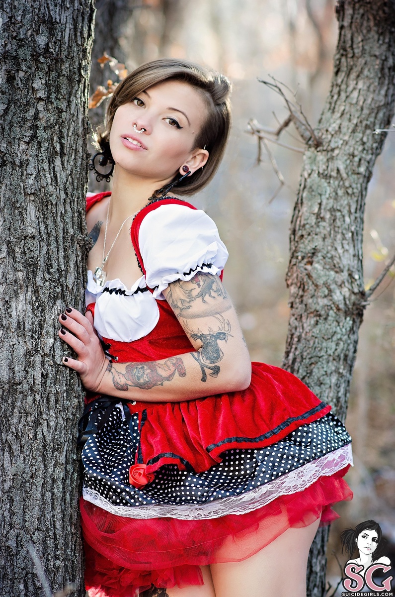 chimera-everythingabigbadwolfcouldwant-09.jpg
