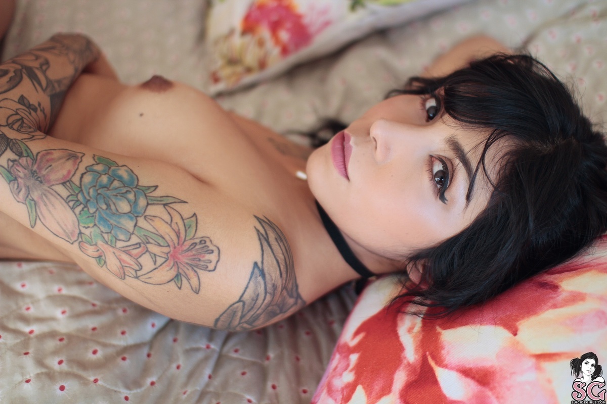 attitude-iwannabeyours-33.jpg
