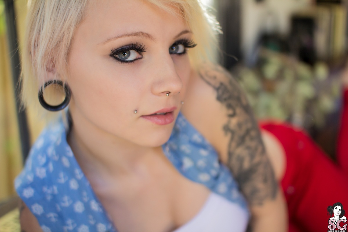 kirbee-americanbeauty-09.jpg