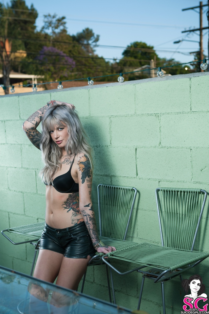 vice-greenhell-03.jpg