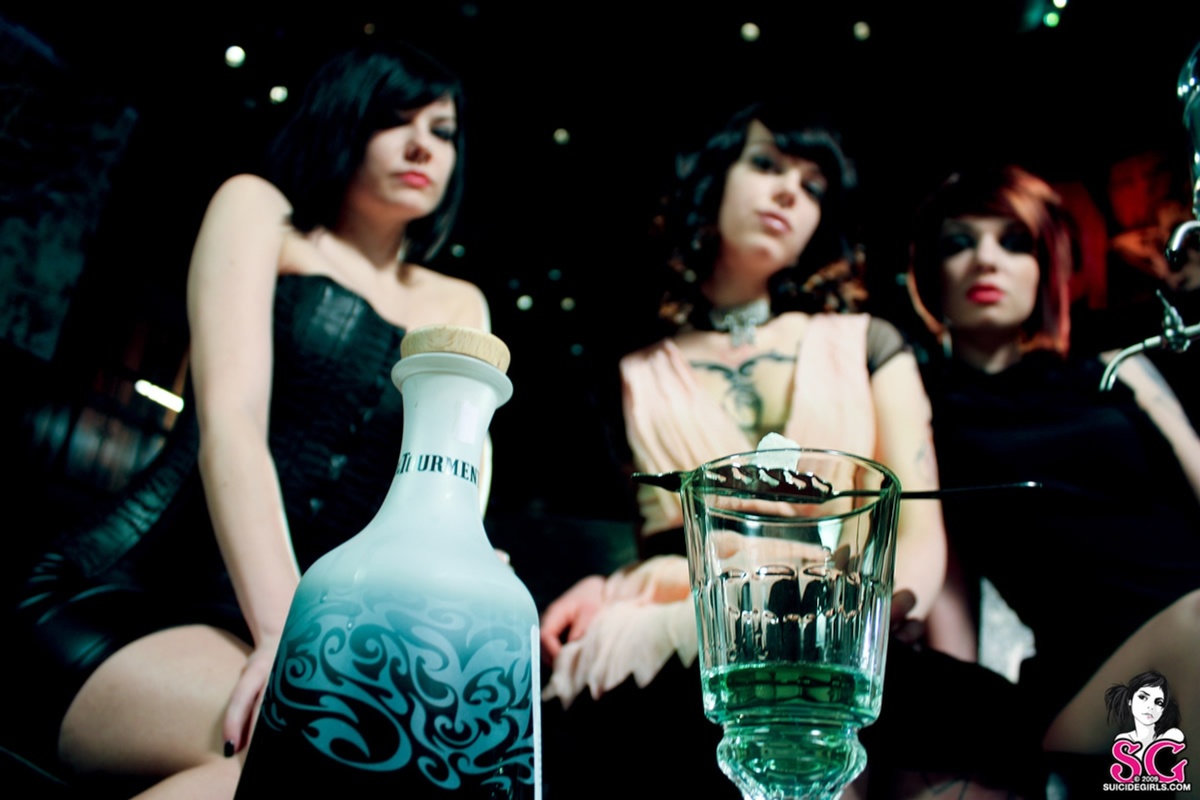 posh-absinthe-01.jpg