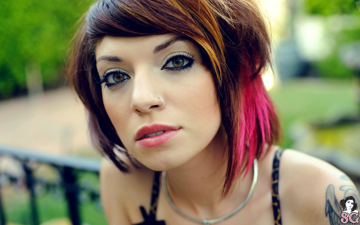 zoli-shadylane-01.jpg