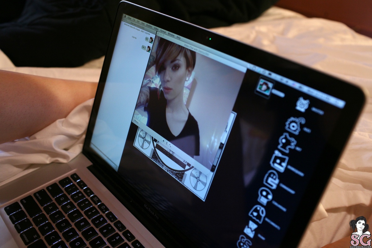 zoli-videochat-03.jpg