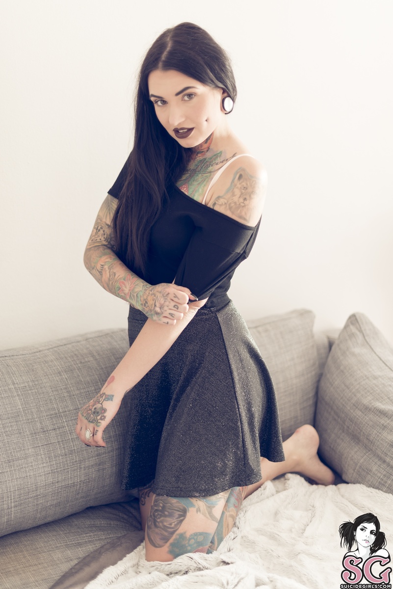 toxyfoxy-livingroom-07.jpg