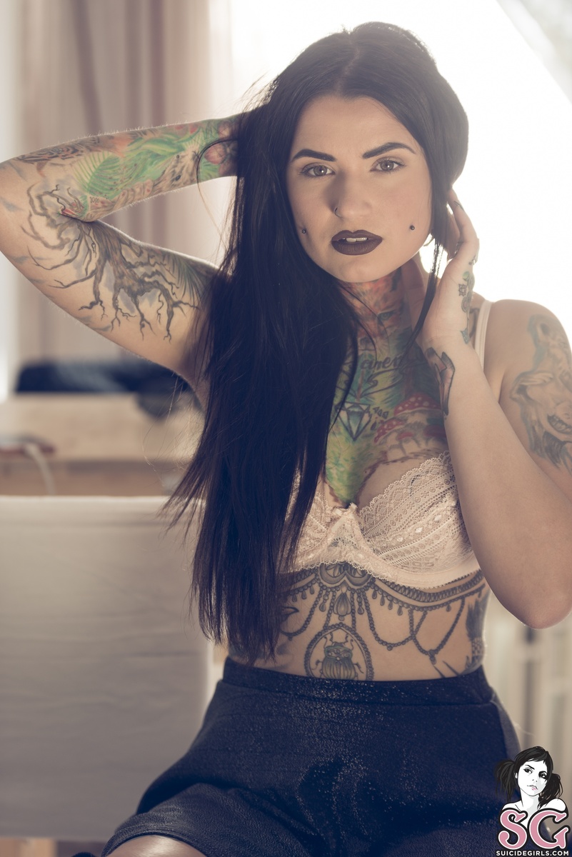 toxyfoxy-livingroom-11.jpg