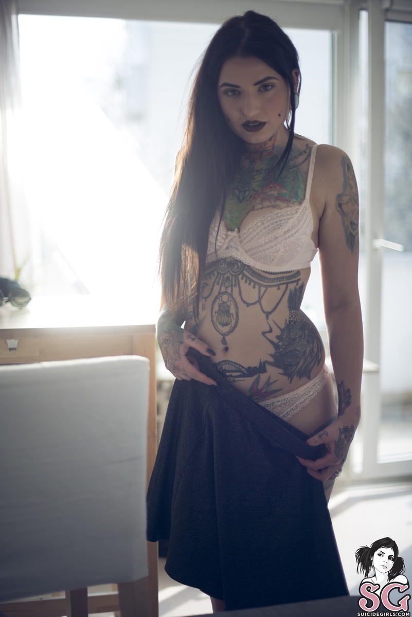 toxyfoxy-livingroom-21.jpg