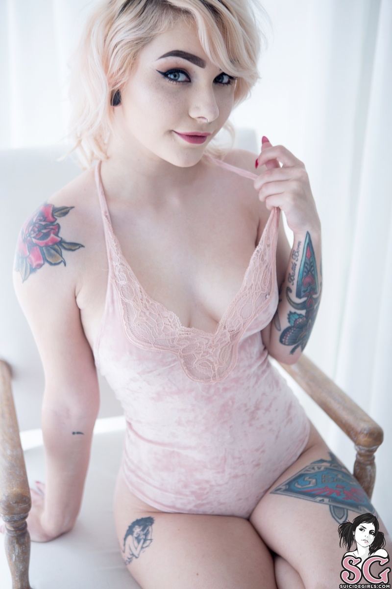 enrapture-innocence-01.jpg