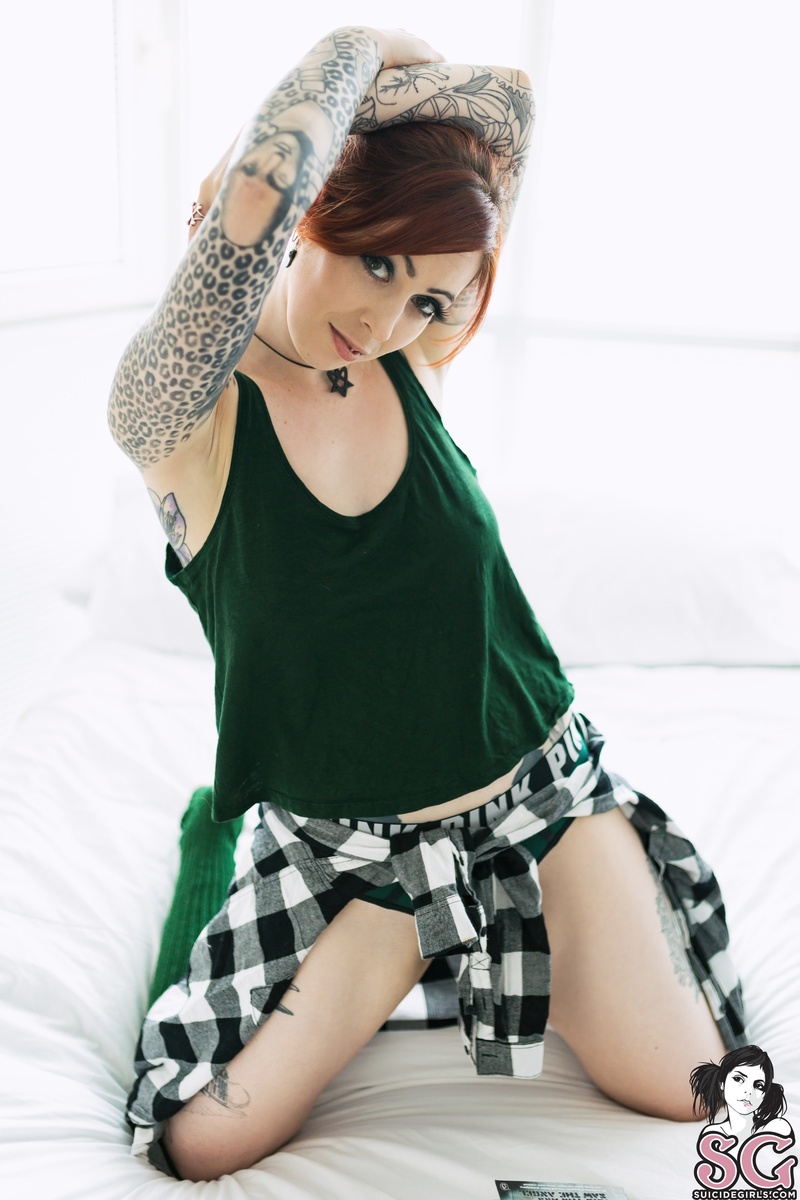 dixy-andtheasssawtheangel-05.jpg